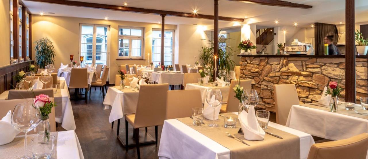 Hotel Zum Lowen Лар Экстерьер фото